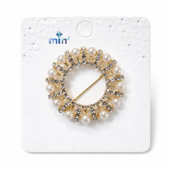 ✨ Elegant Pearl & Crystal Wreath Brooch | Gold-Tone Luxe Statement Pin ✨ - Picture 2 of 2